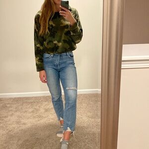 Camo sweatshirt